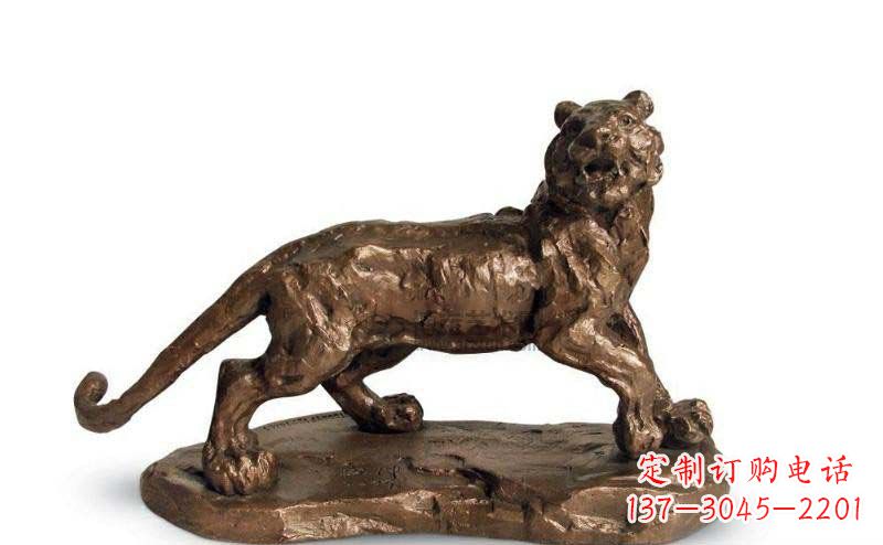 泰安老虎铜雕中领雕塑为您打造精致细腻的雕塑作品