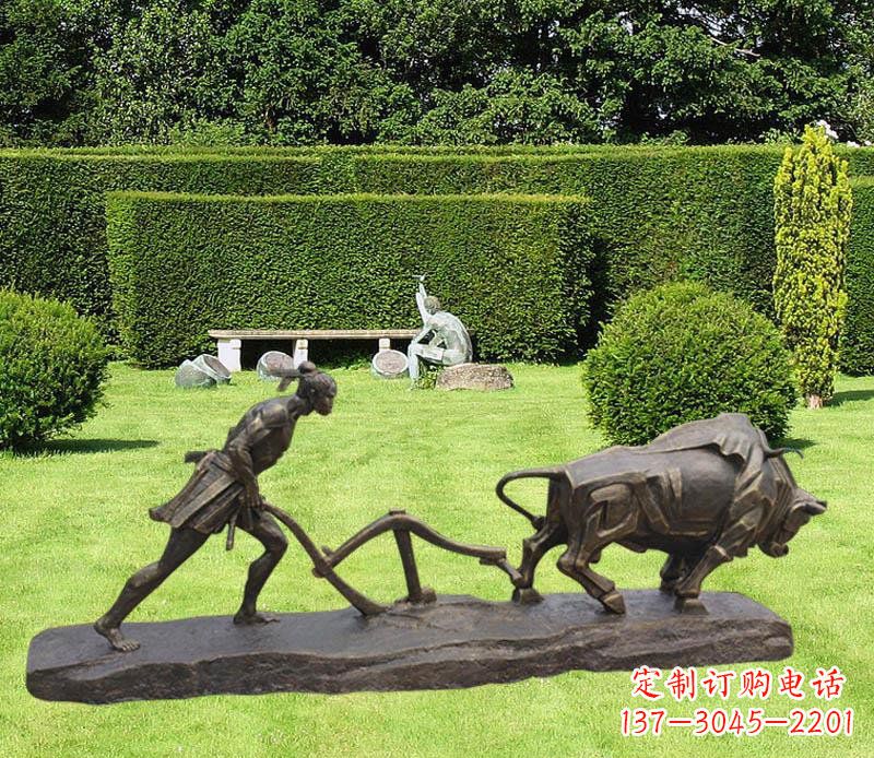 泰安古典风格牛雕塑,新时代艺术装点