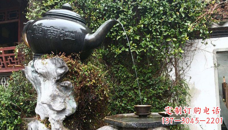 泰安公园流水茶壶铜雕222