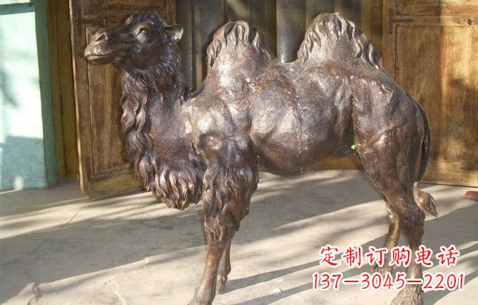 泰安静谧与动感并存,宁州中领雕塑定制骆驼铜雕