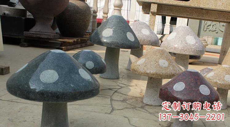 泰安别具特色的蘑菇石雕