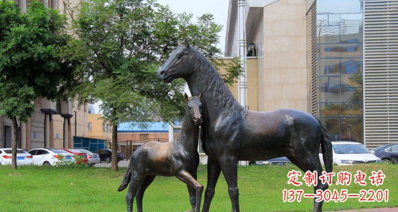 泰安优质实木母子马铜雕