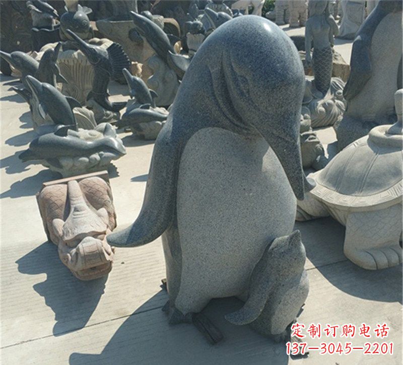 泰安爱永恒之石雕——公园母子企鹅石雕
