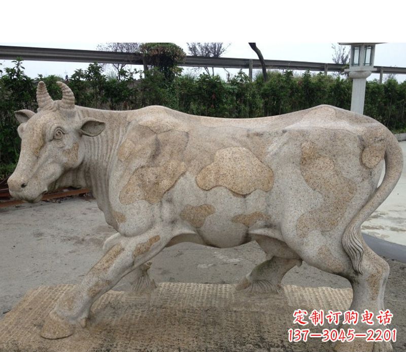 泰安中领雕塑精美绝伦的奶牛石雕