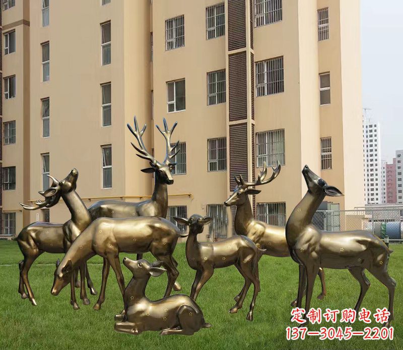 泰安公园铜雕梅花鹿
