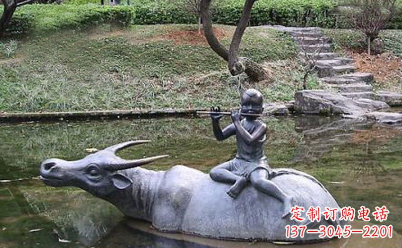 泰安草原上的牧童铜雕