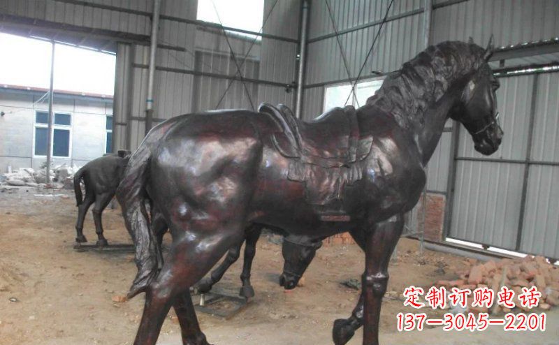 泰安公园铜马动物铜雕