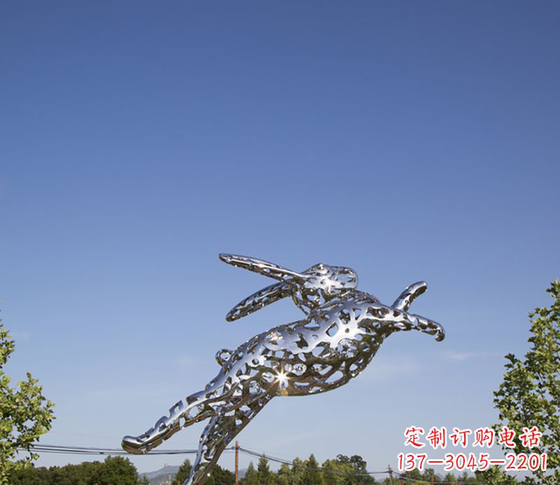泰安公园兔子雕塑不锈钢