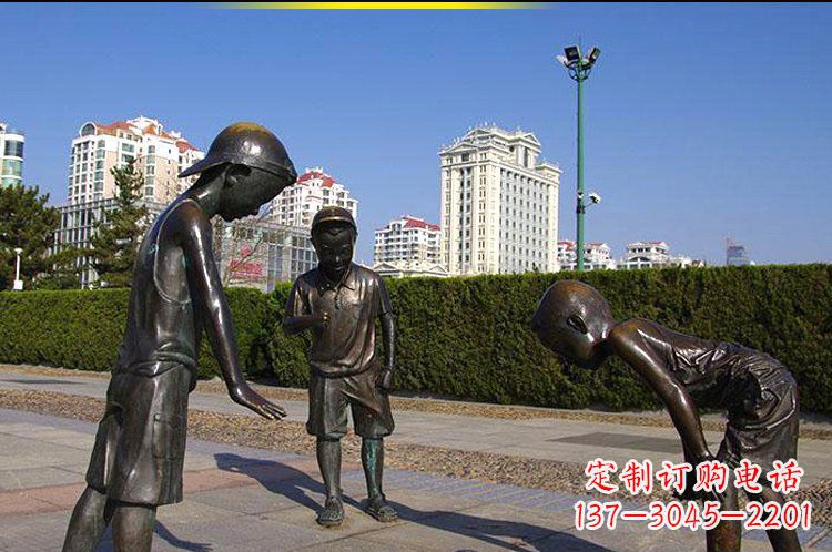 泰安玻璃钢陀螺雕塑