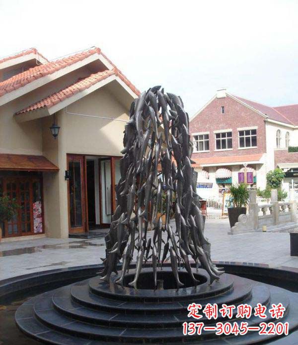 泰安公园鱼群喷泉铜雕