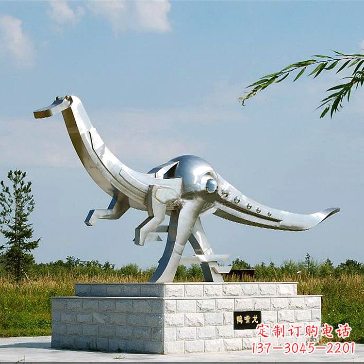泰安公园园林不锈钢鸭嘴龙动物景观雕塑