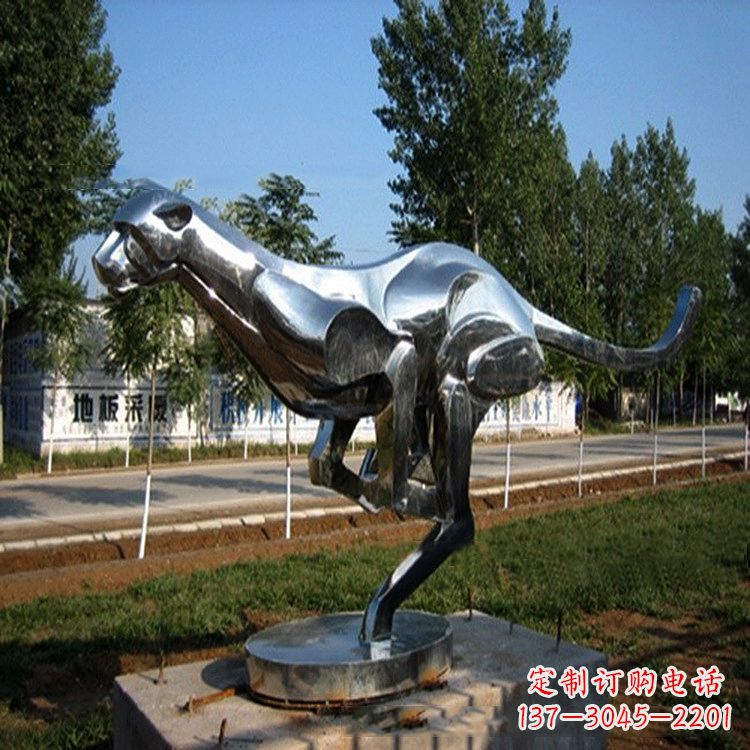 泰安活泼可爱的袋鼠拉丝不锈钢雕塑