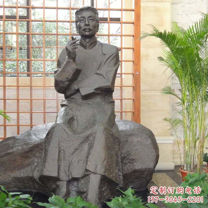 泰安公园园林历史名人鲁迅铜雕像