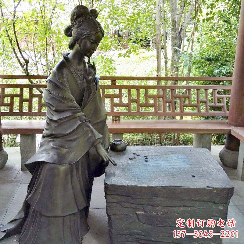 泰安古代美女西施下棋情景雕塑