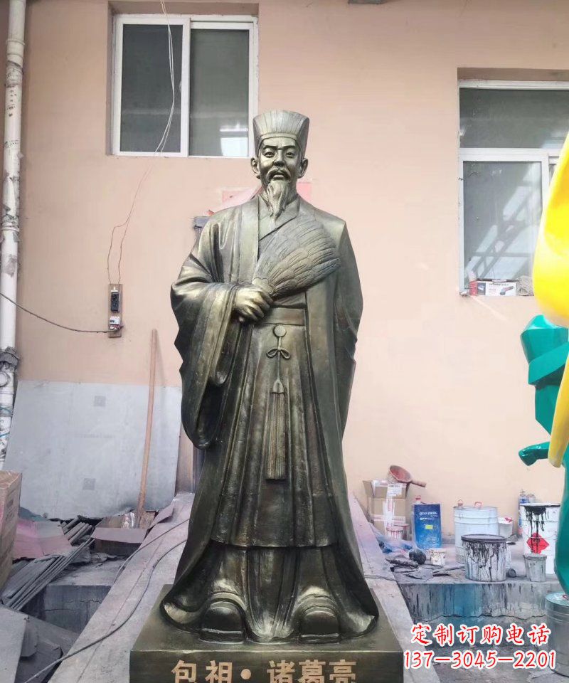 泰安古代名人诸葛亮铜雕 (2)