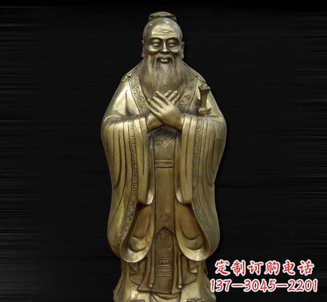泰安古代名人铸铜孔子雕塑