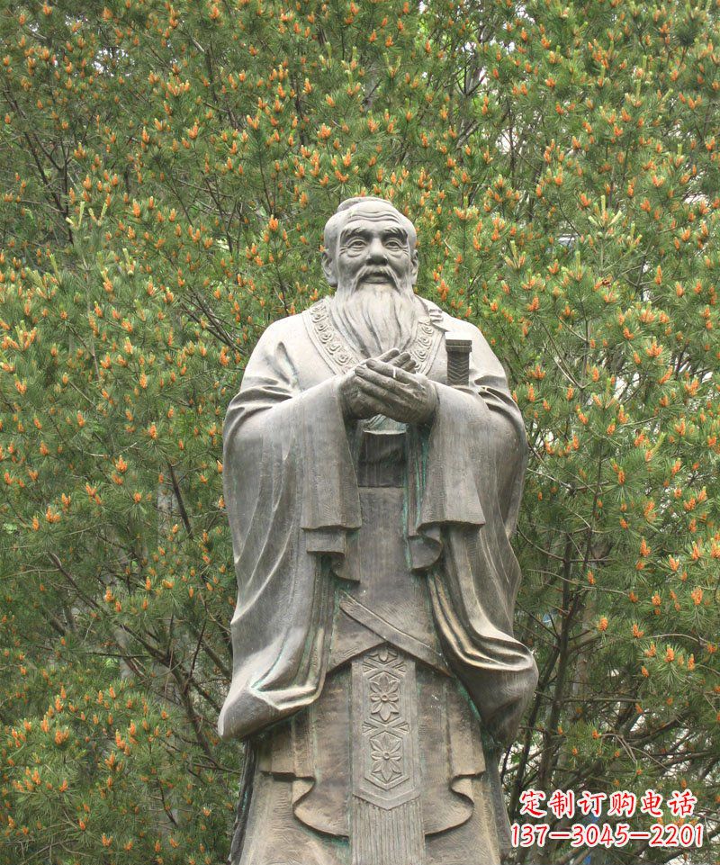 泰安古代思想家孔子铜雕