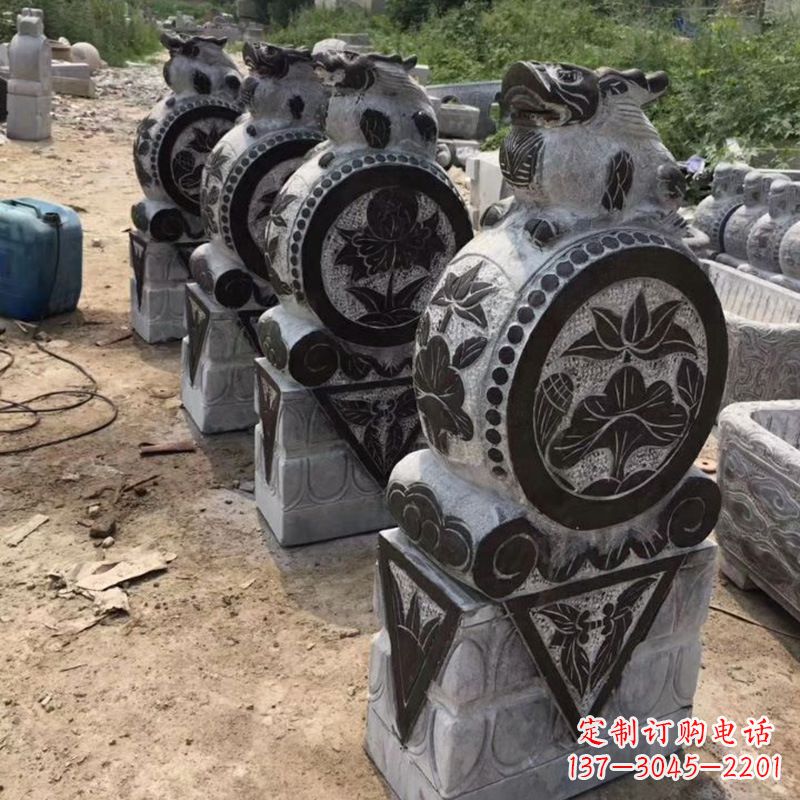泰安古代无雕刻门墩