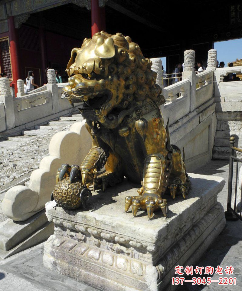泰安故宫铜制狮子雕塑,传承中国传统文化