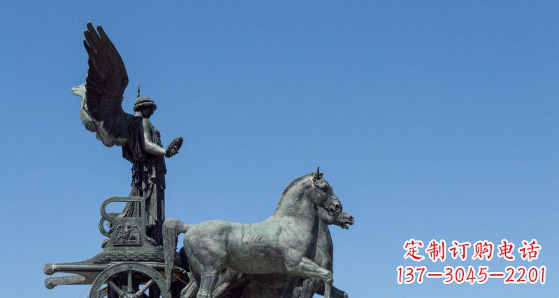 泰安广场阿波罗战车景观铜雕