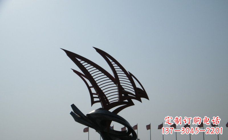 泰安广场不锈钢抽象帆船雕塑