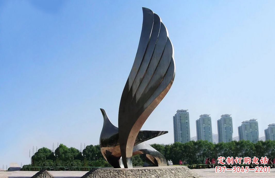 泰安中领雕塑:不锈钢抽象鸽子雕塑