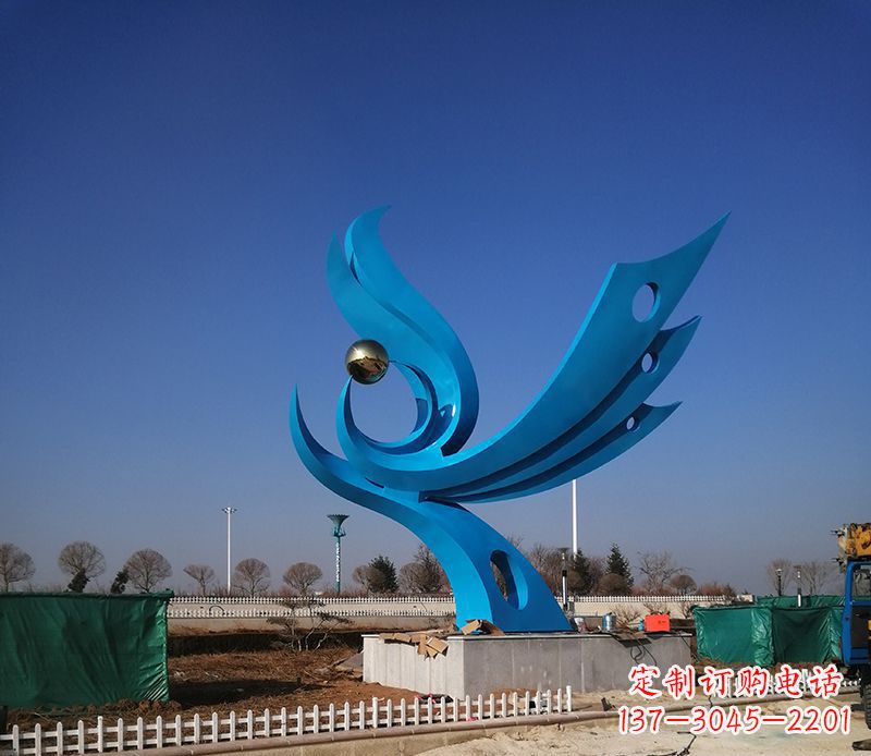 泰安中领雕塑凤凰雕塑,象征着精致的品味