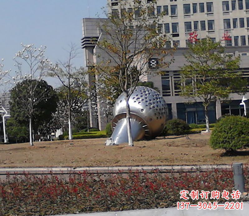 泰安传统话筒雕塑,融合现代美学设计