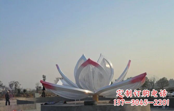 泰安华丽的不锈钢莲花雕塑