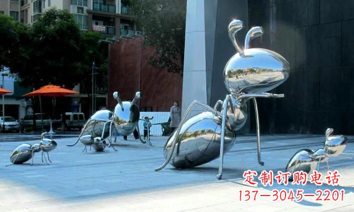泰安广场不锈钢蚂蚁雕塑