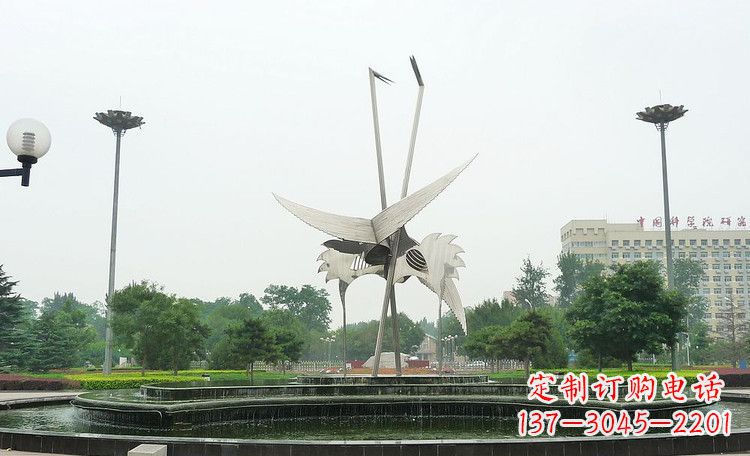 泰安极致之美，仙鹤雕塑展示现代精致生活