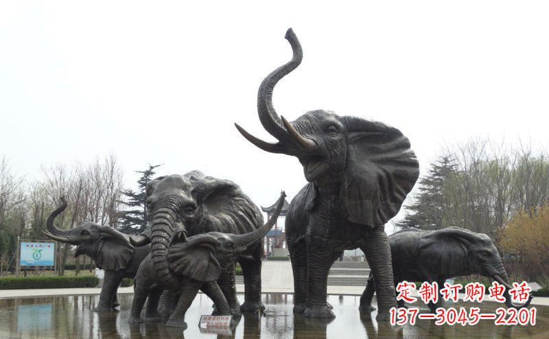 泰安广场仿真大象玻璃钢动物雕塑
