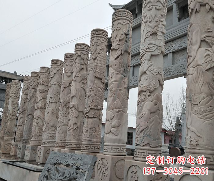 泰安广场景观12生肖石柱