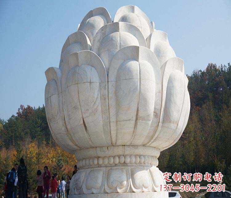 泰安荷花雕塑,引领广场石雕时尚