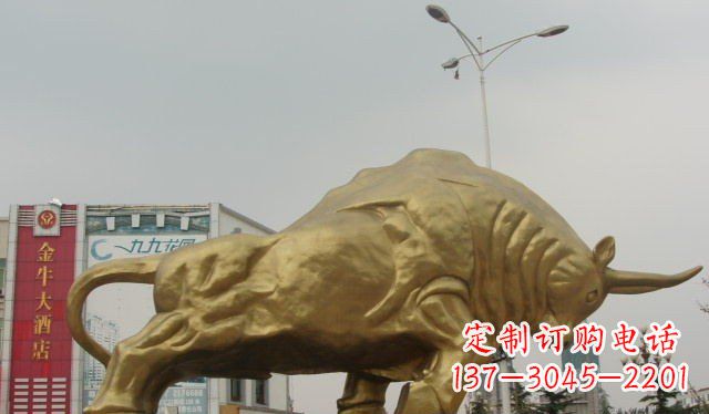 泰安拓荒牛铜雕塑-充满历史气息的精美雕塑