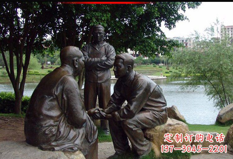 泰安中领雕塑:精美老人雕塑