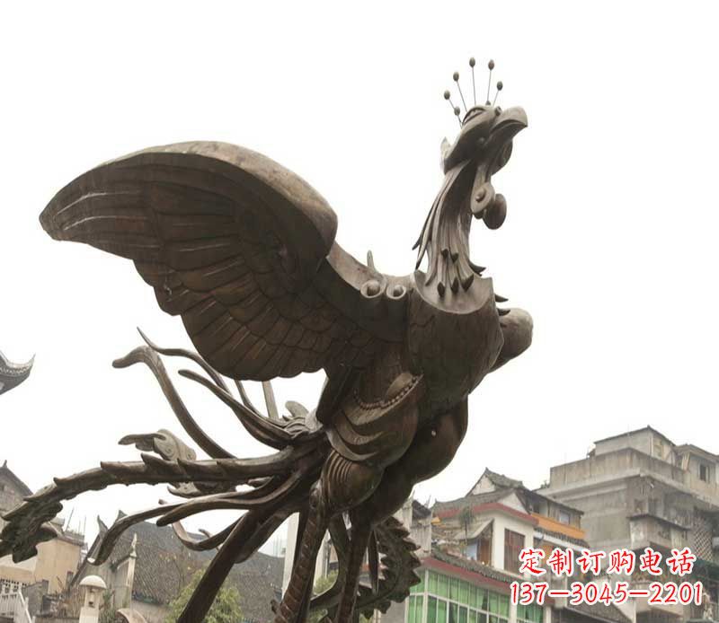 泰安广场展翅的凤凰景观铜雕