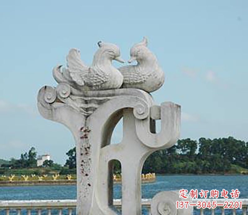 泰安海边石雕鸳鸯景观是由中领雕塑提供的一种非…