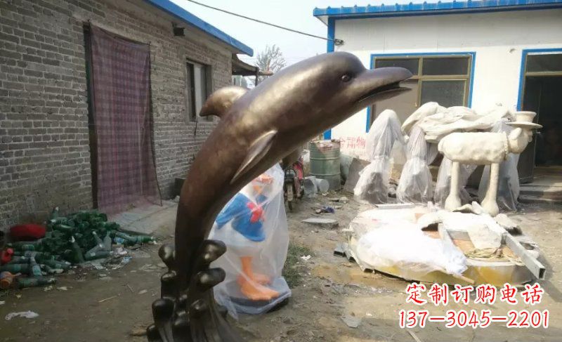 泰安海豚动物铜雕