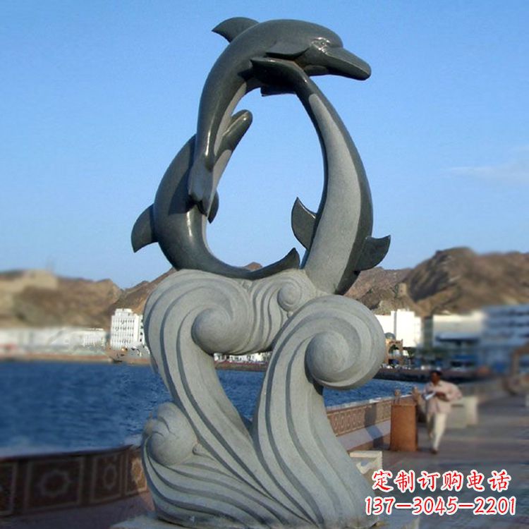 泰安欣赏海豚石雕塑的美丽