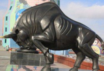 泰安广场开荒牛动物铜雕