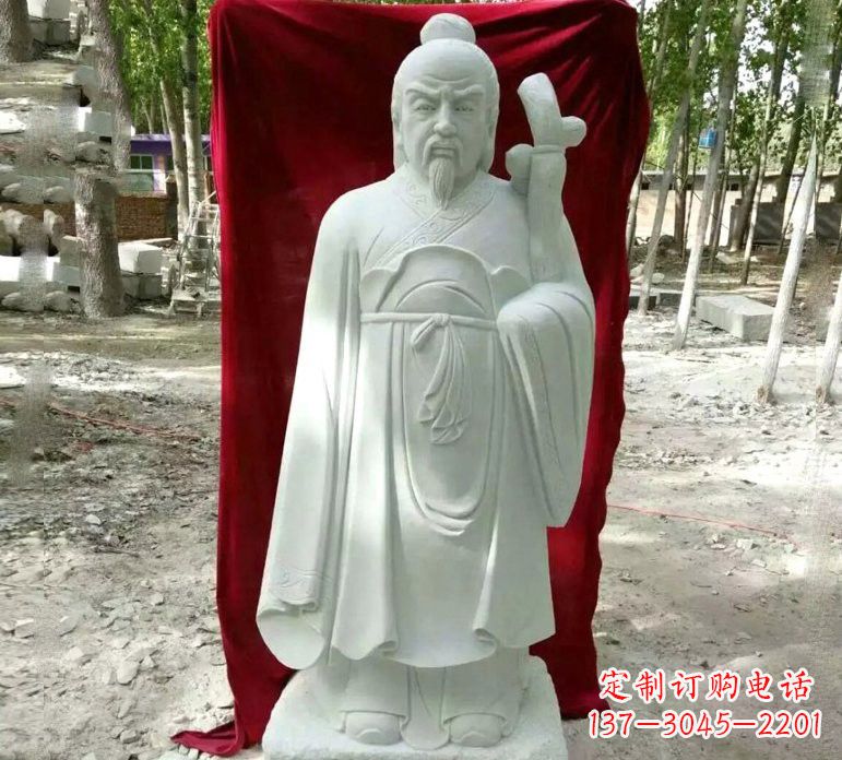 泰安典雅捕捉历史——华佗雕塑