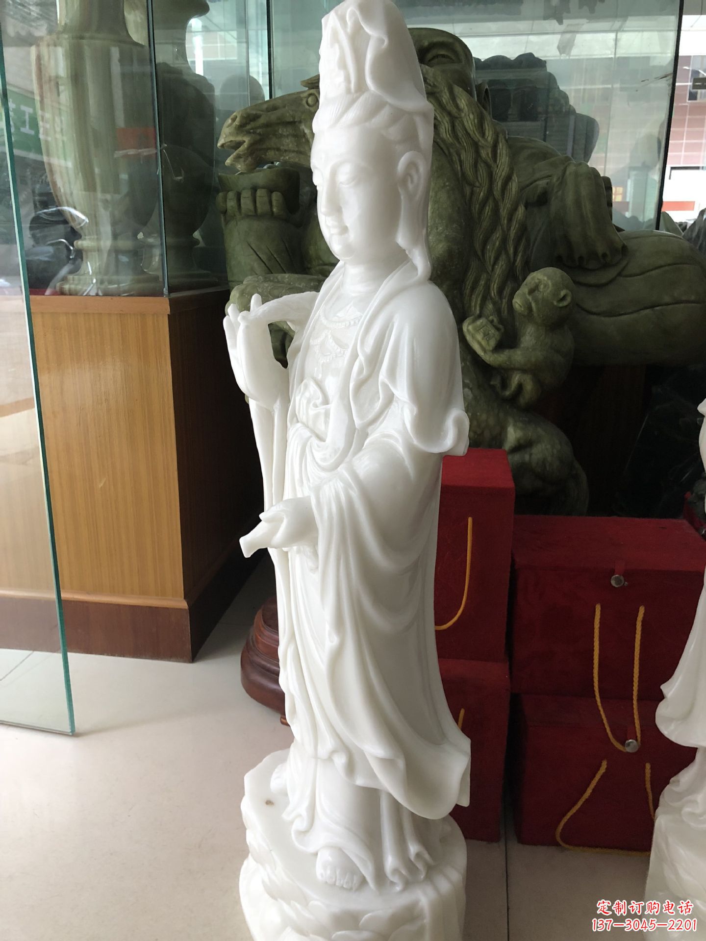 泰安精美汉白玉观音菩萨雕塑