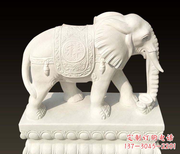 泰安汉白玉吉祥如意鼻卷元宝的大象石雕