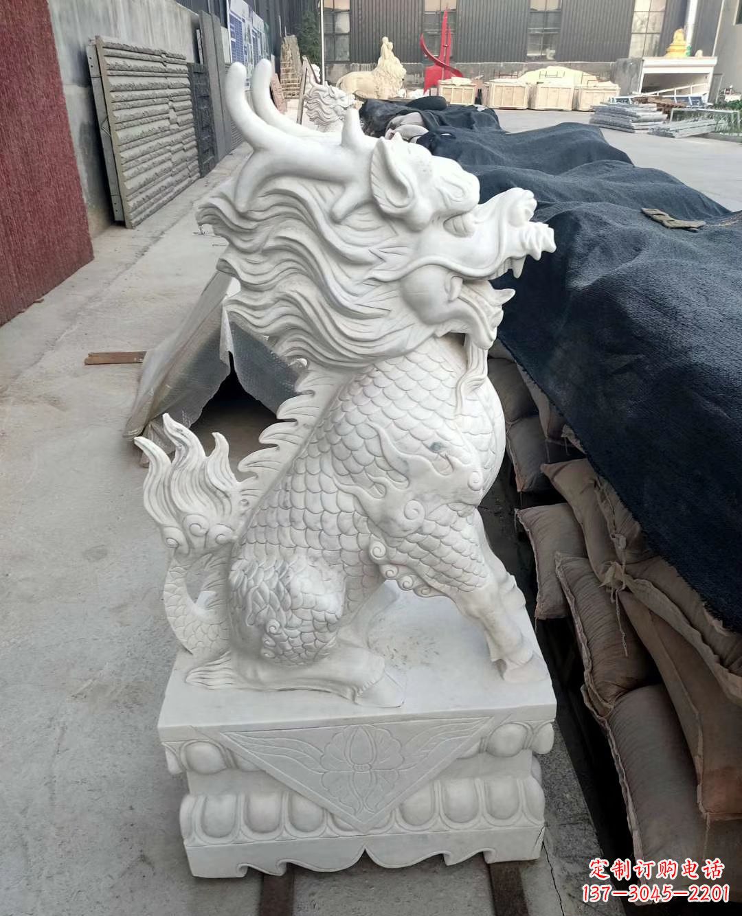 泰安高雅古朴的汉白玉麒麟雕塑