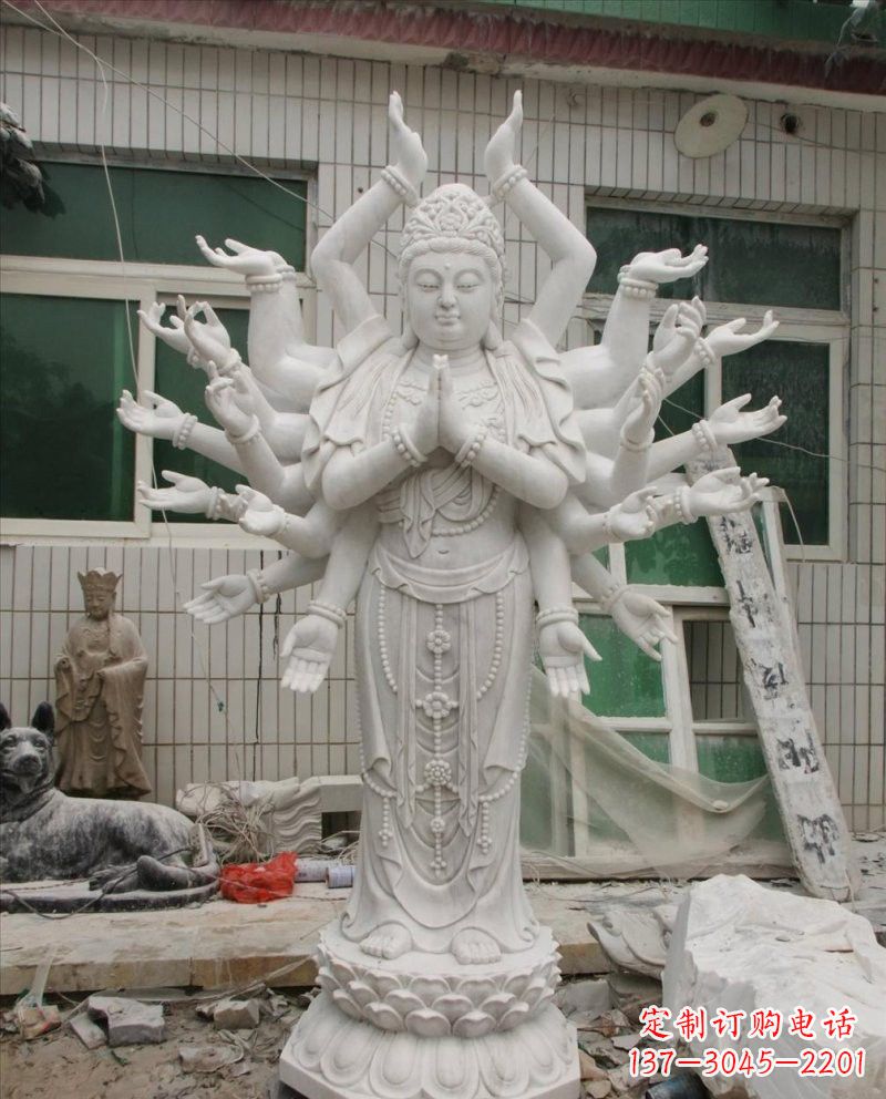 泰安汉白玉千手观音雕塑,精致细腻,深具宗教意义