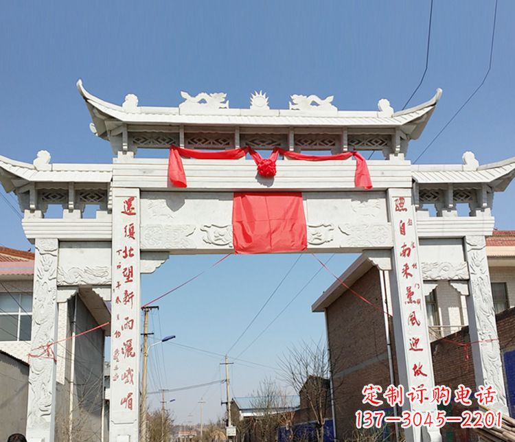 泰安汉白玉三门石牌坊石雕——精致而优雅