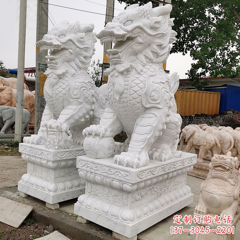 泰安汉白玉石雕麒麟