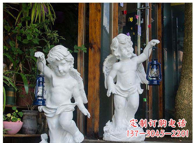 泰安白玉天使雕塑,夜晚的灯火璀璨