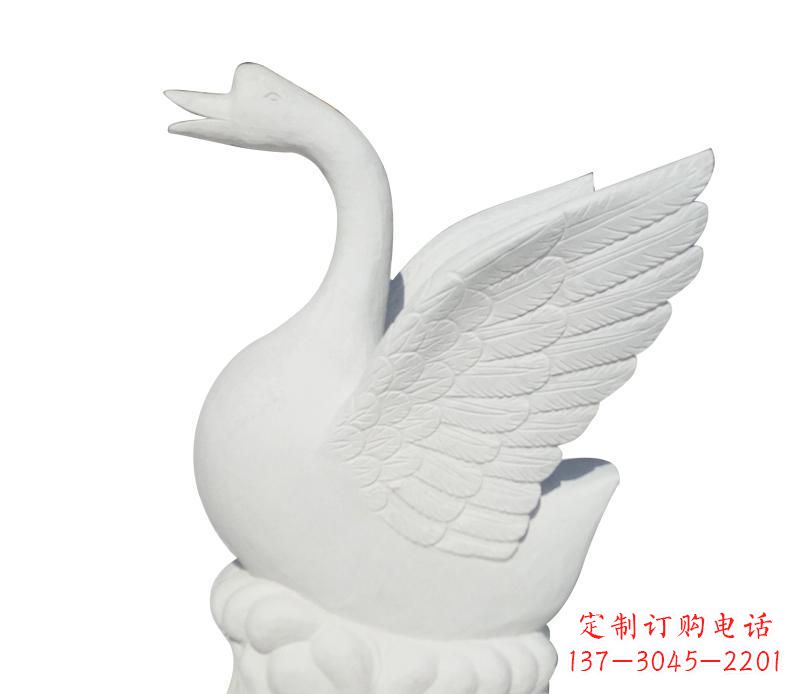 泰安汉白玉雕刻的精美天鹅雕塑